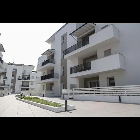 아파트 Borgo House